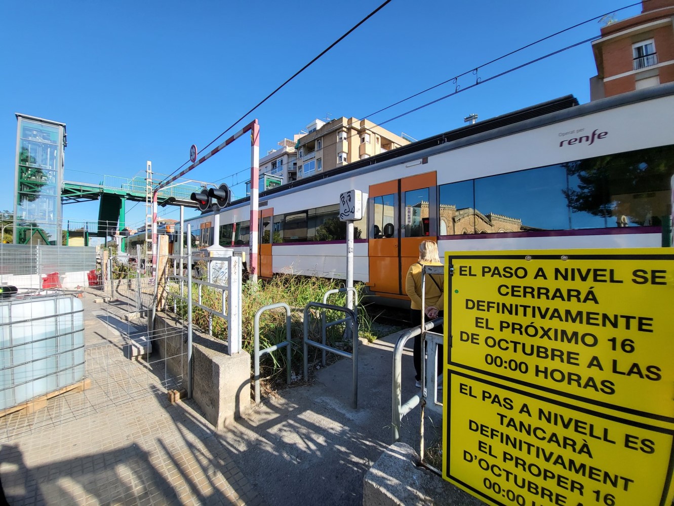 Octubre 2022. Cierre definitivo y eliminación del paso a nivel de Sant Feliu. Operación La Sagrera-Sant Andreu. #TransformemRodalies