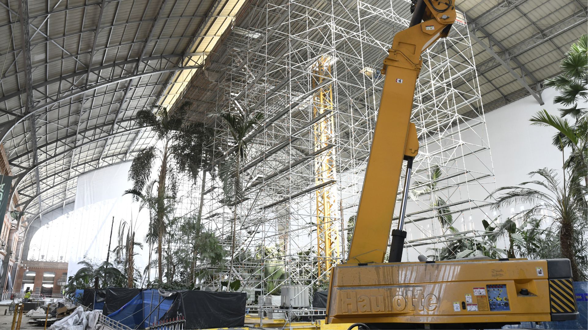 25.11.2025  e25.11.2025: se completa el 90% de los trabajos de demolición, los refuerzos estructurales y la adecuación de locales