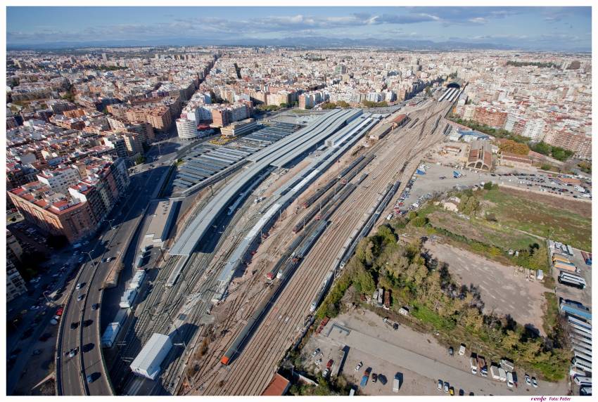 Valencia Joaquín Sorolla station, aerial view