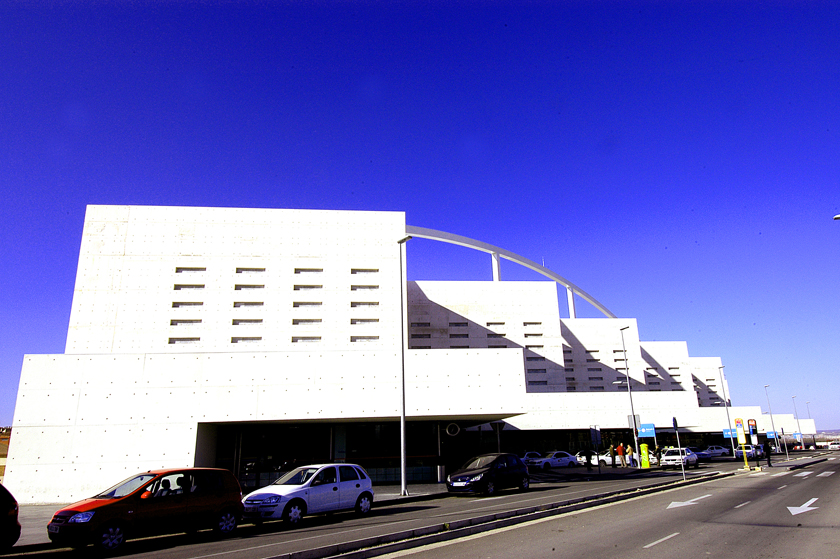 Estación Zaragoza Las Delicias, fachadas