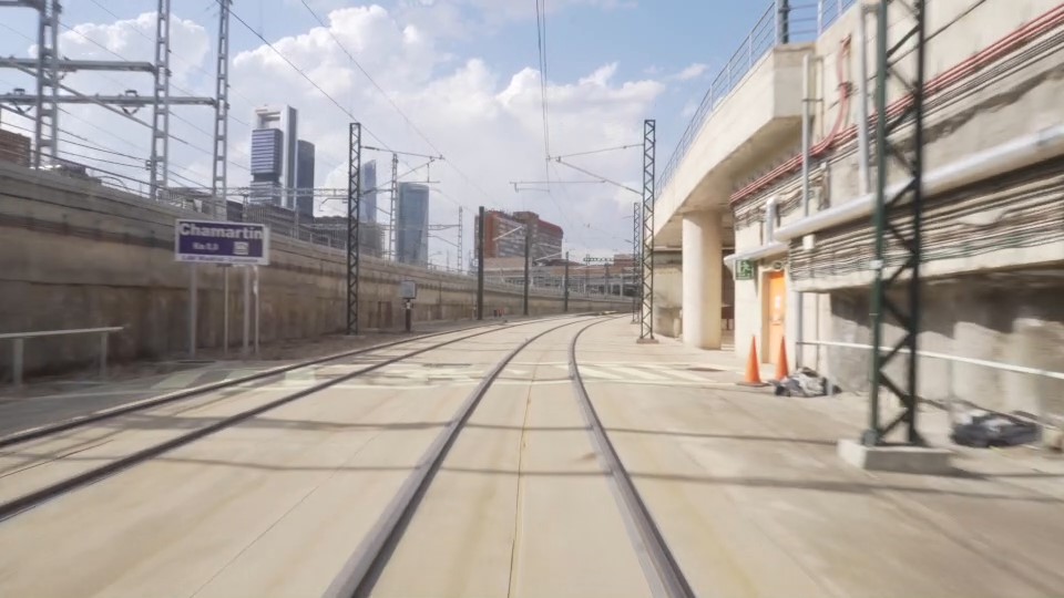Time lapse recorriendo el nuevo túnel en ancho estándar Chamartín -P. de Atocha