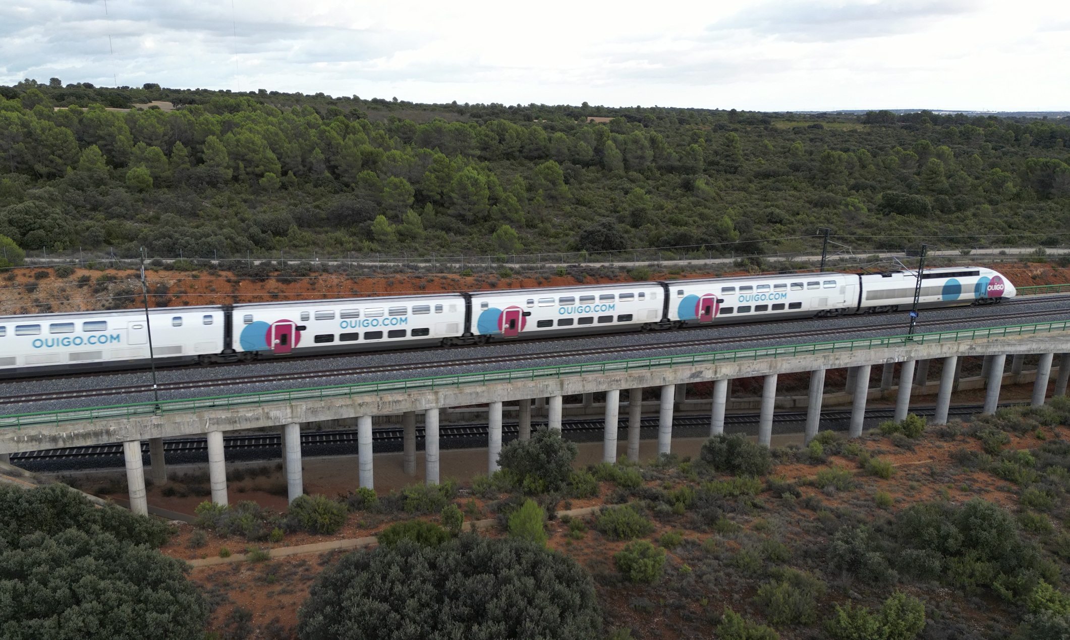 Pérgola de Motilla del Palancar, en la LAV de Levante.