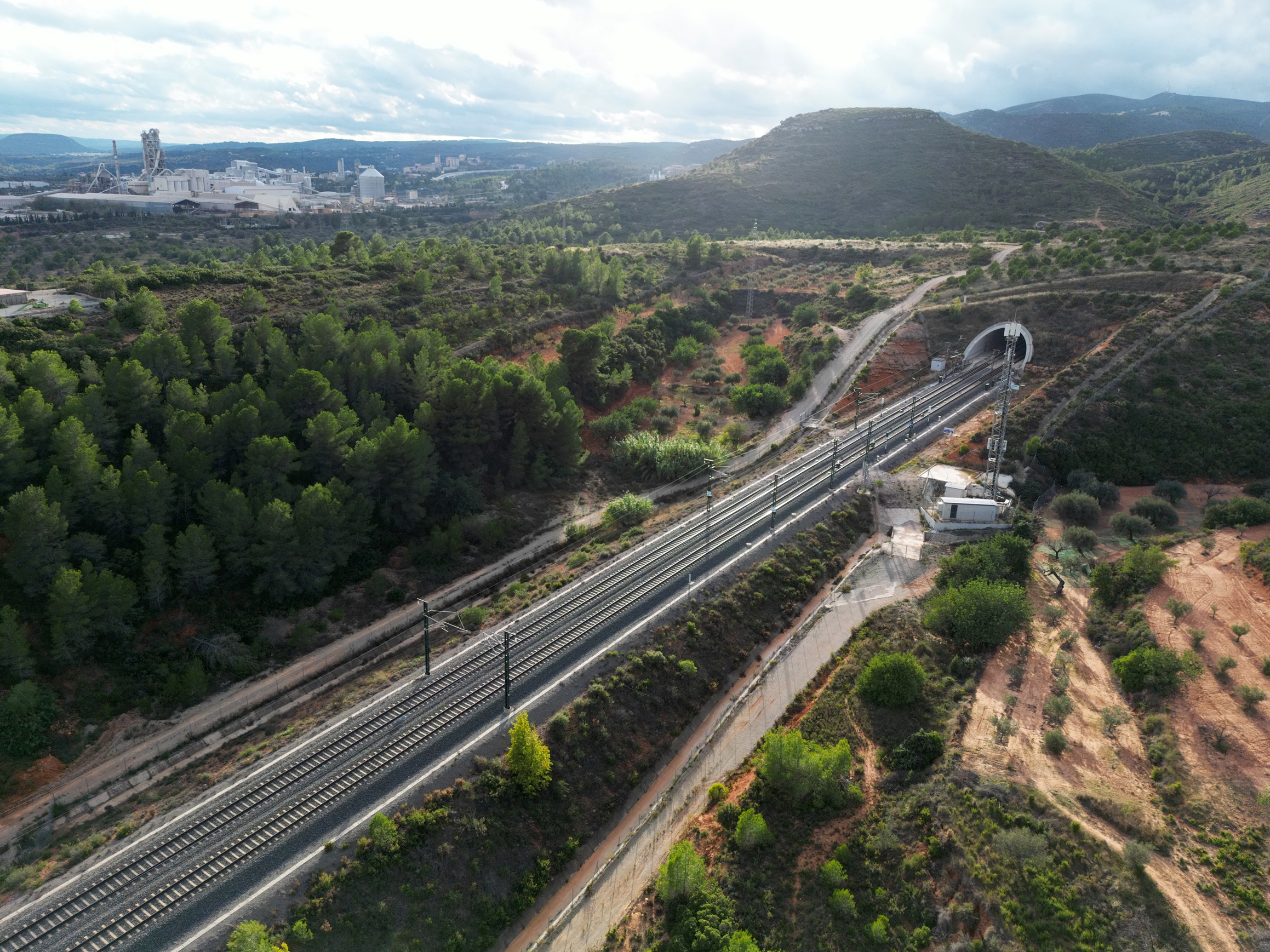 Túnel de Buñol, en la LAV Madrid–València.