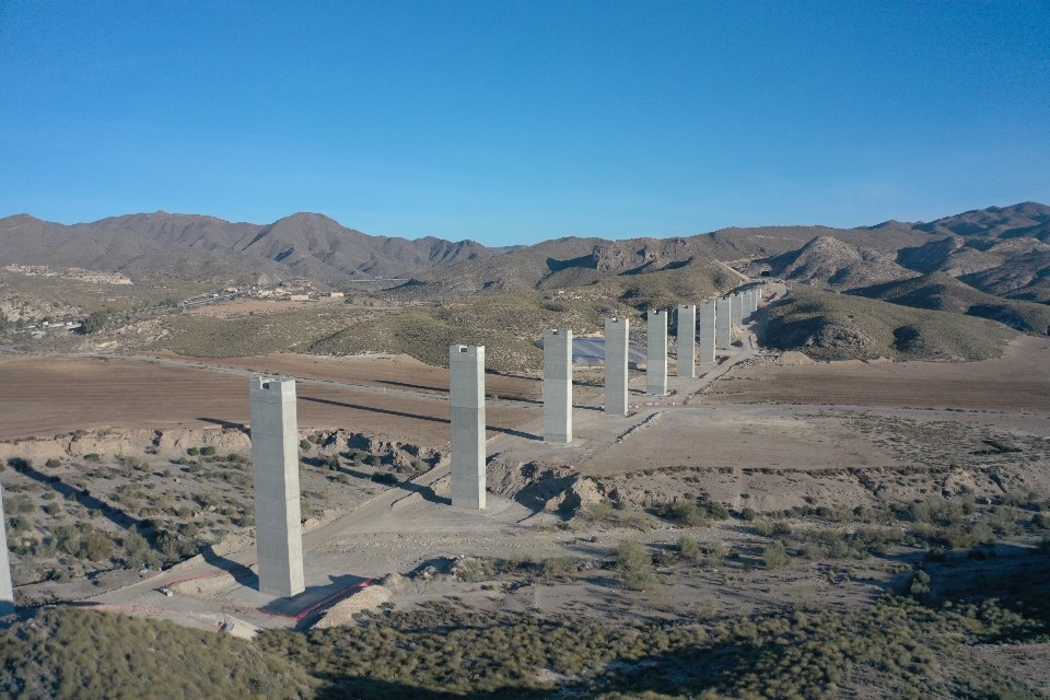 Noviembre de 2023. Imágenes aéreas de los trabajos en viaducto,